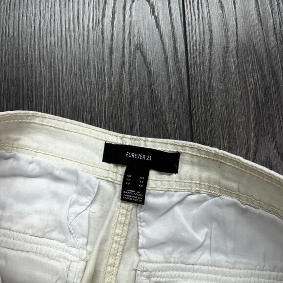 Forever 21 White Cargo Light Weight Pants XS NWT New Extra Small - Picture 6 of 11